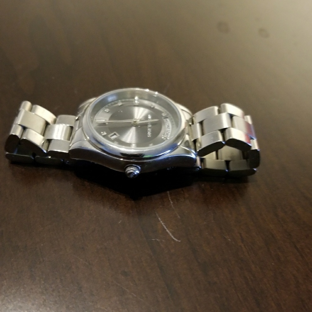 Watch - Picture 2 of 5